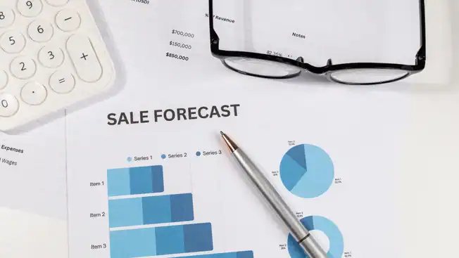 Simple Sales Forecast